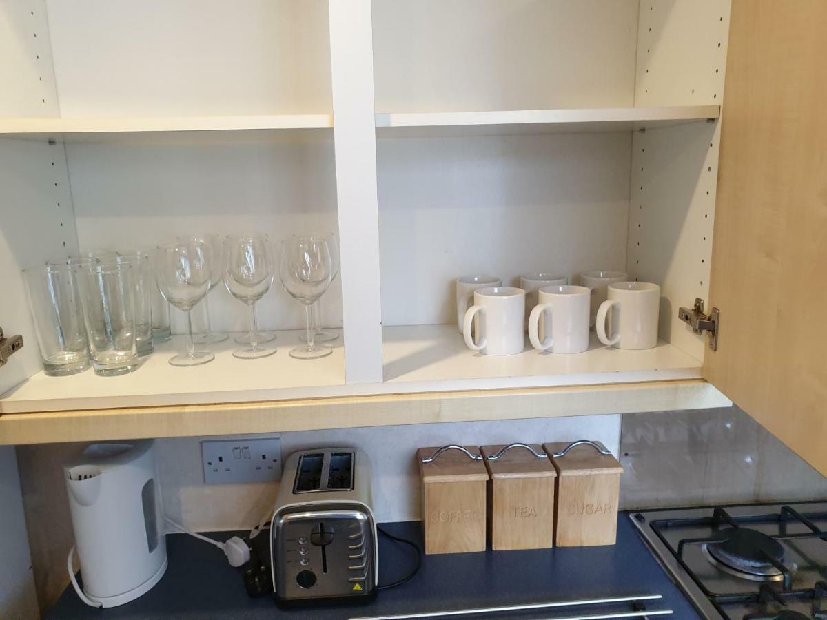 Birtley'S Diamond 3 Bed Apt, Sleeps 6 Guests Birtley  Exterior photo